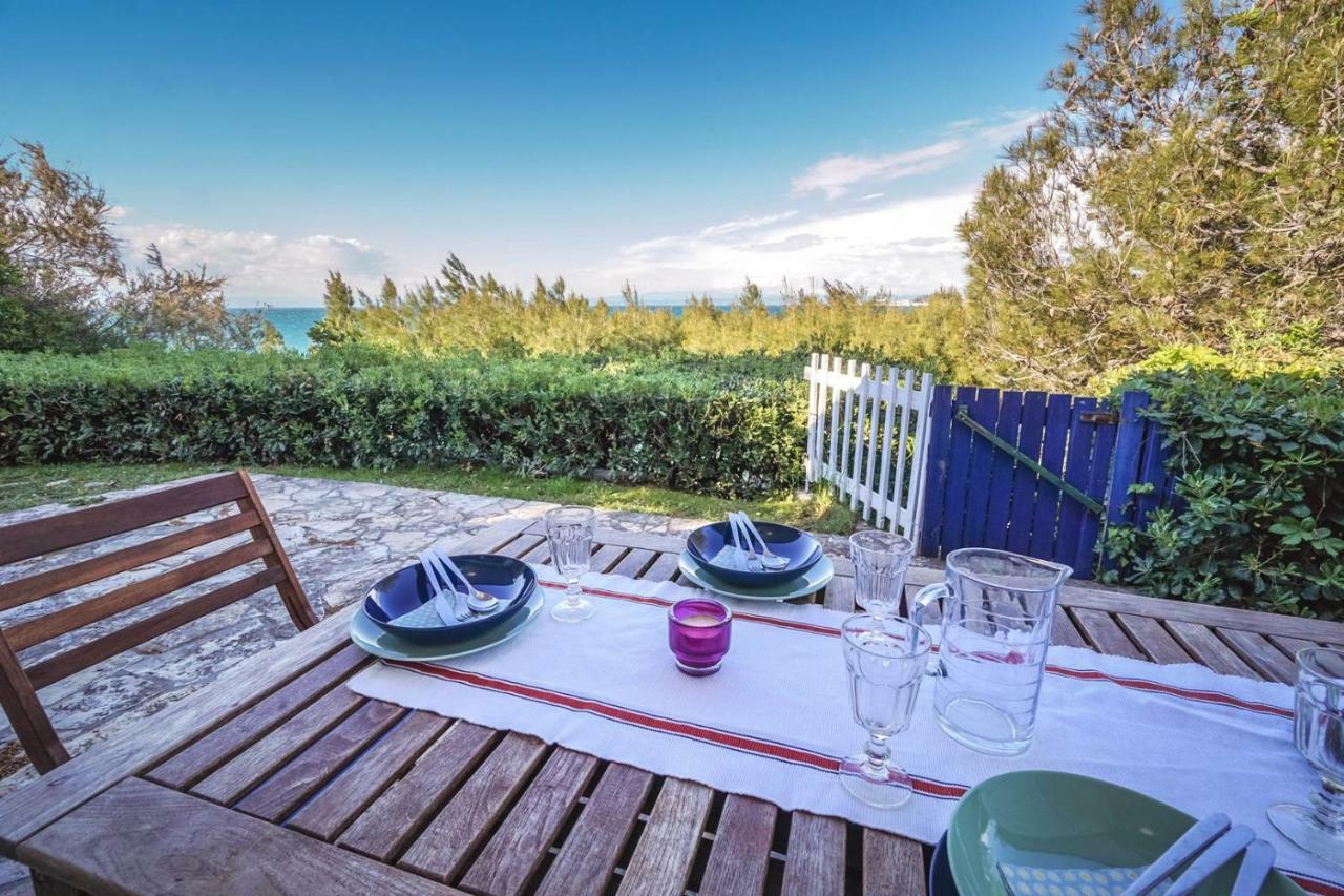 Beach House Lucy Crveni Vrh Bagian luar foto